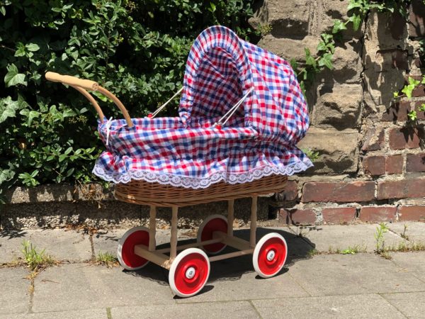 Bukora® Korbpuppenwagen Blau Rot Weiß mit Herzen und Holzgriff...extra stabil... – Bild 4