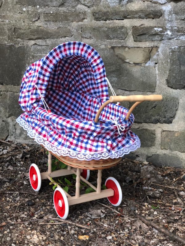 Bukora® Korbpuppenwagen Blau Rot Weiß mit Herzen und Holzgriff...extra stabil... – Bild 3
