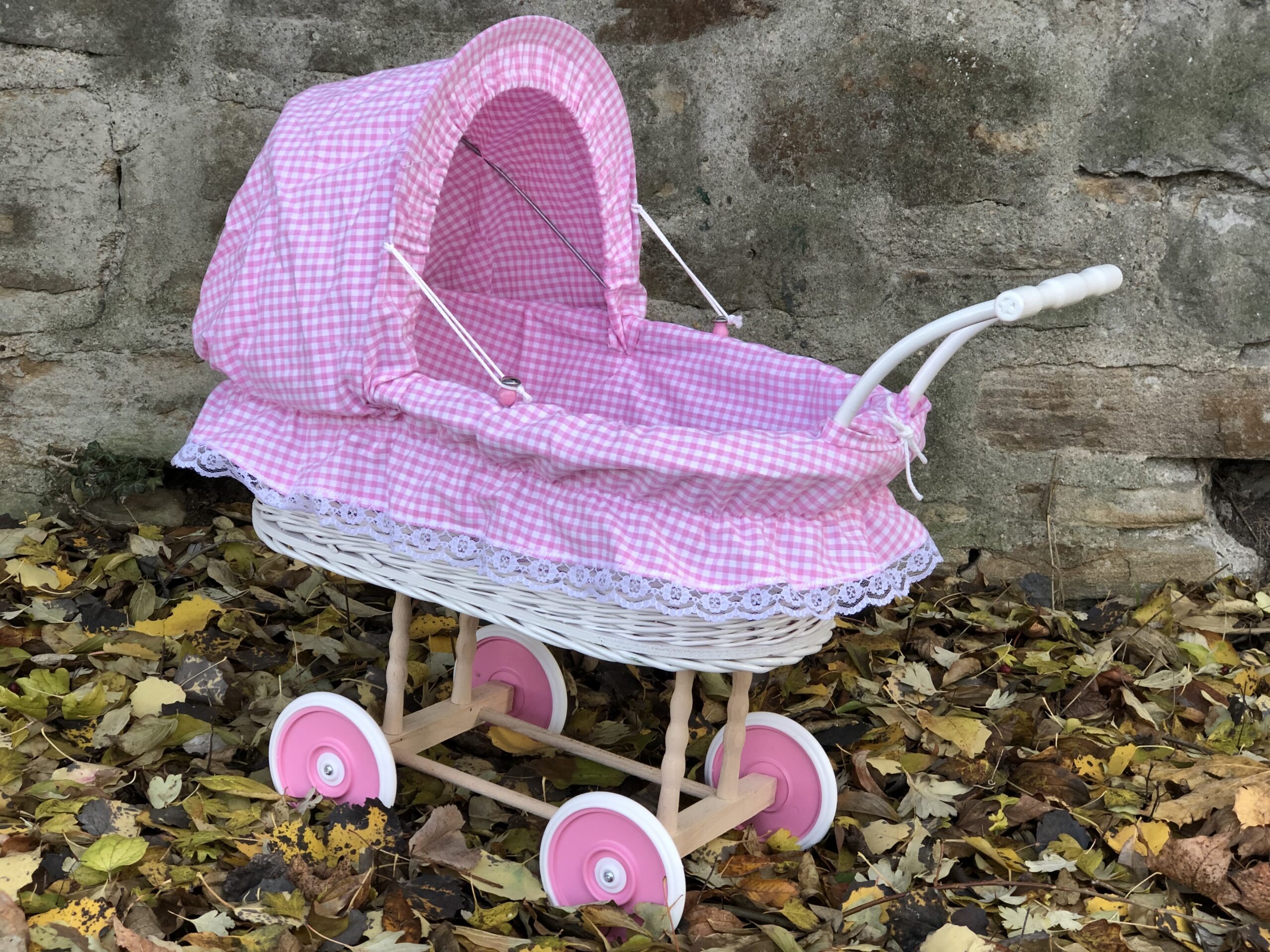 Bukora® Puppenwagen Weiß lackiert aus Weide fein Rosa kariert und Holzgriff...extra stabil... – Bild 5