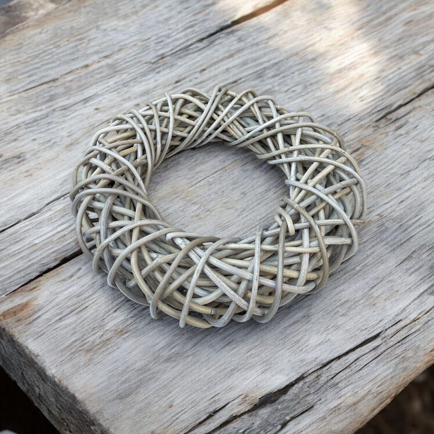 Dekokranz aus Rattan Farbe Koobo Grey