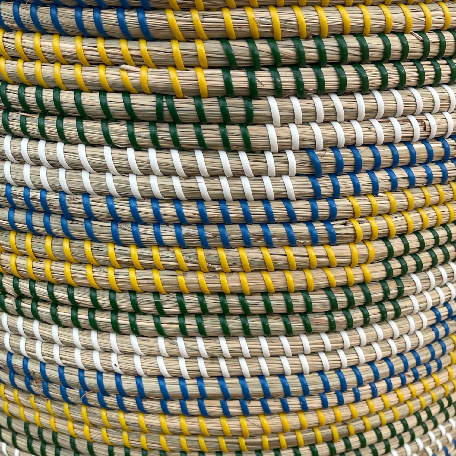 Wäschekorb aus Stroh Afrika Design Muster Gelb – Bild 4