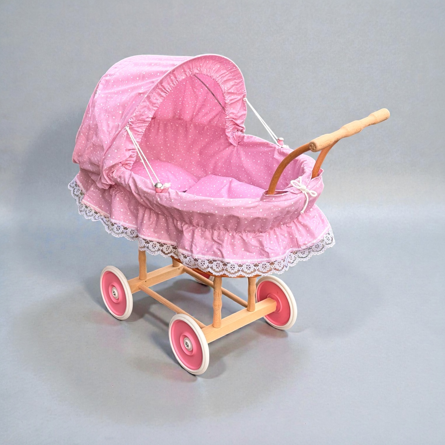 Korbpuppenwagen für Kinder Außenmaße: ca. 58 cm lang × 32 cm breit × 58 cm hoch (bis Griffhöhe ca. 48 cm)